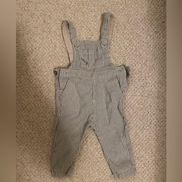 Zara Other - Zara Baby Boy - light grey ish striped overalls - 9-12 months